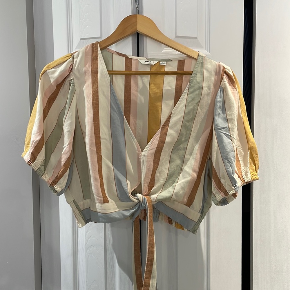 ONLY Striped crop top